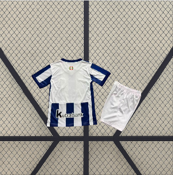 Equipación Real Sociedad 26-27, Local, Niño