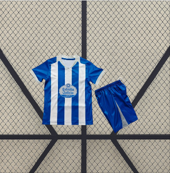 Equipación Deportivo La Coruña 26-27, Local, Niño