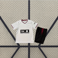 Equipación Valencia 26-27, Local, Niño