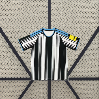 Camiseta Newcastle 26-27, Local