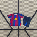 Equipación Barcelona 26-27, Local, Niño
