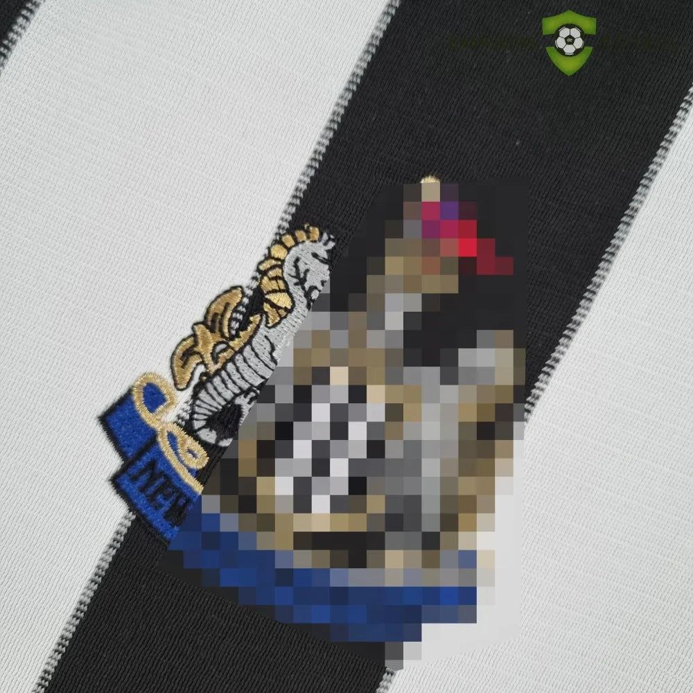 Camiseta Newcastle 00-01, Local (Versión Retro)
