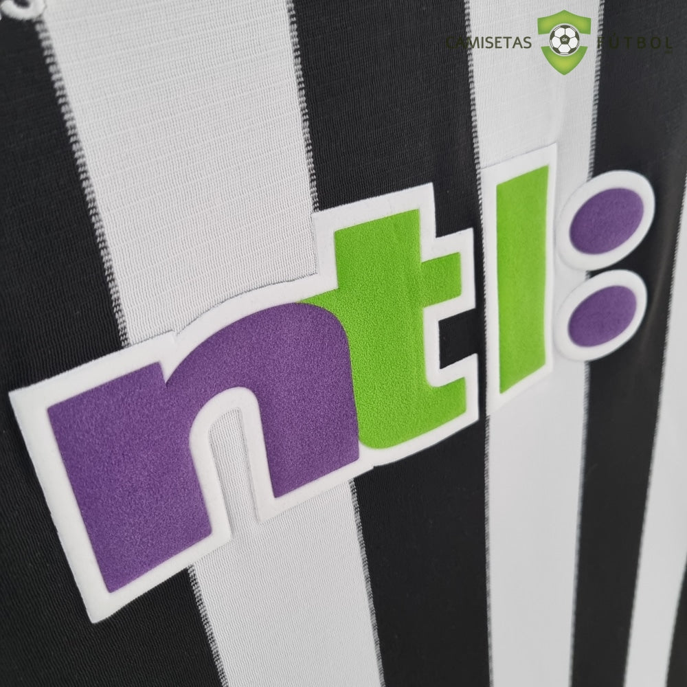 Camiseta Newcastle 00-01, Local (Versión Retro)