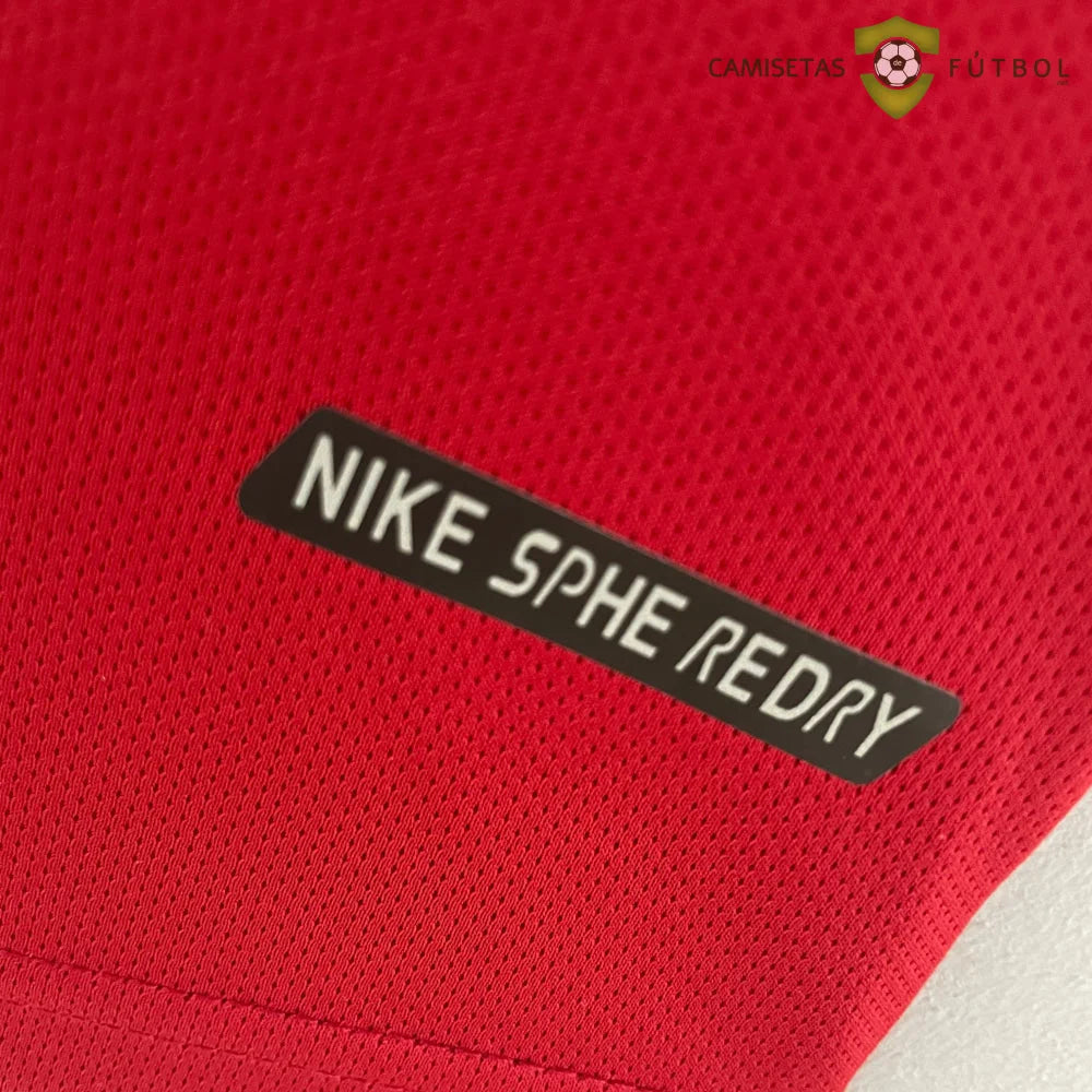 Camiseta Portugal 06-07, Local (Versión Retro)