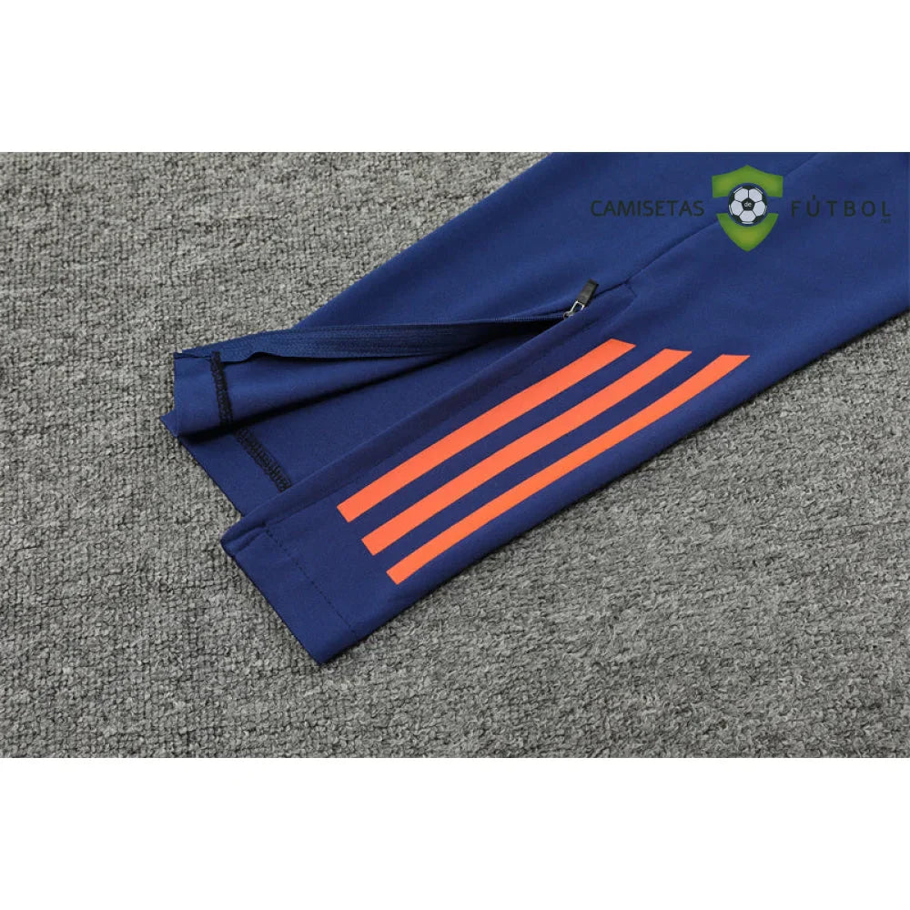Chandal Manchester United 24-25, media cremallera, Modelo 2