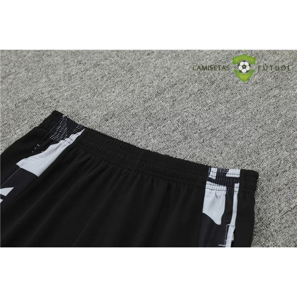 Chandal Manchester United 24-25, media cremallera, Modelo 4