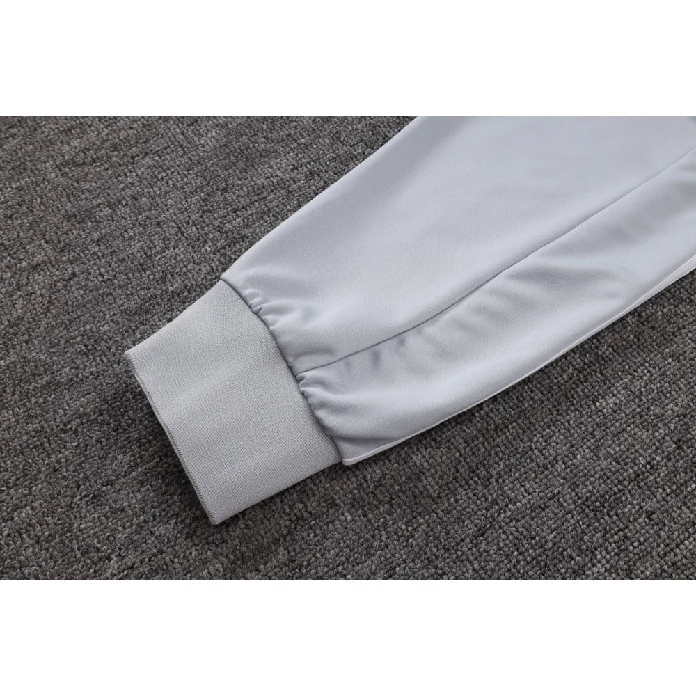 Chandal R.M. 25-26, cremallera completa, Modelo 14 (ENTREGA EN 24-72 HORAS)