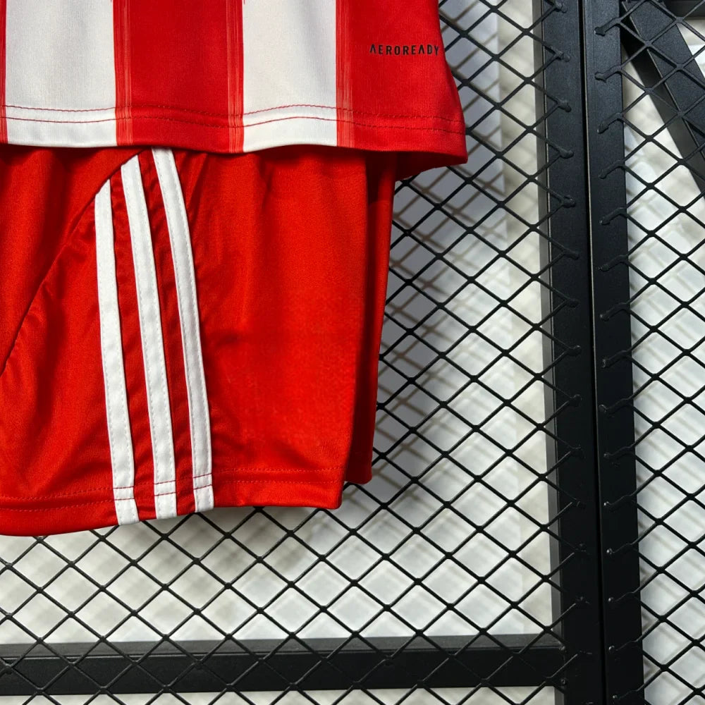 Equipación Bayern Munich 25-26, Local, Niño