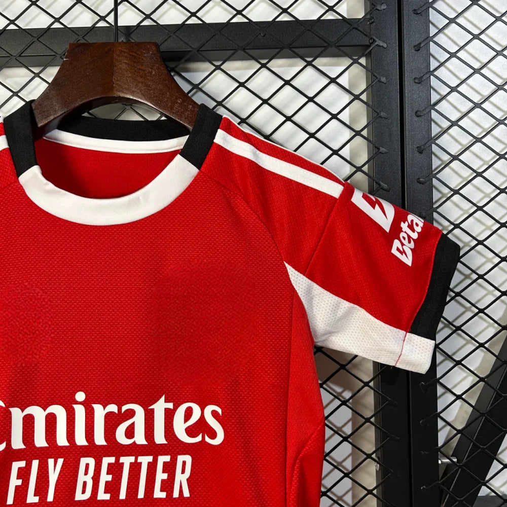 Equipación Benfica 25-26, Local, Niño