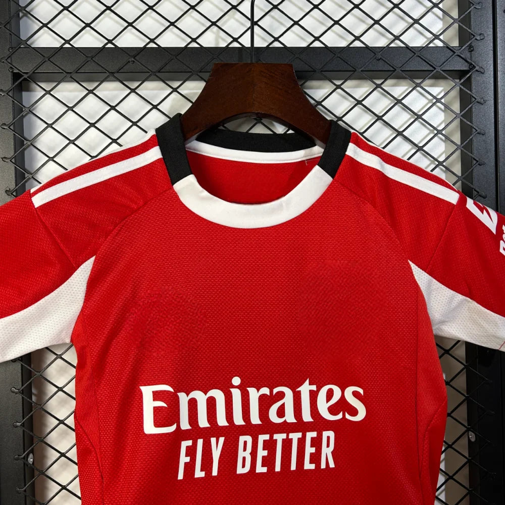 Equipación Benfica 25-26, Local, Niño