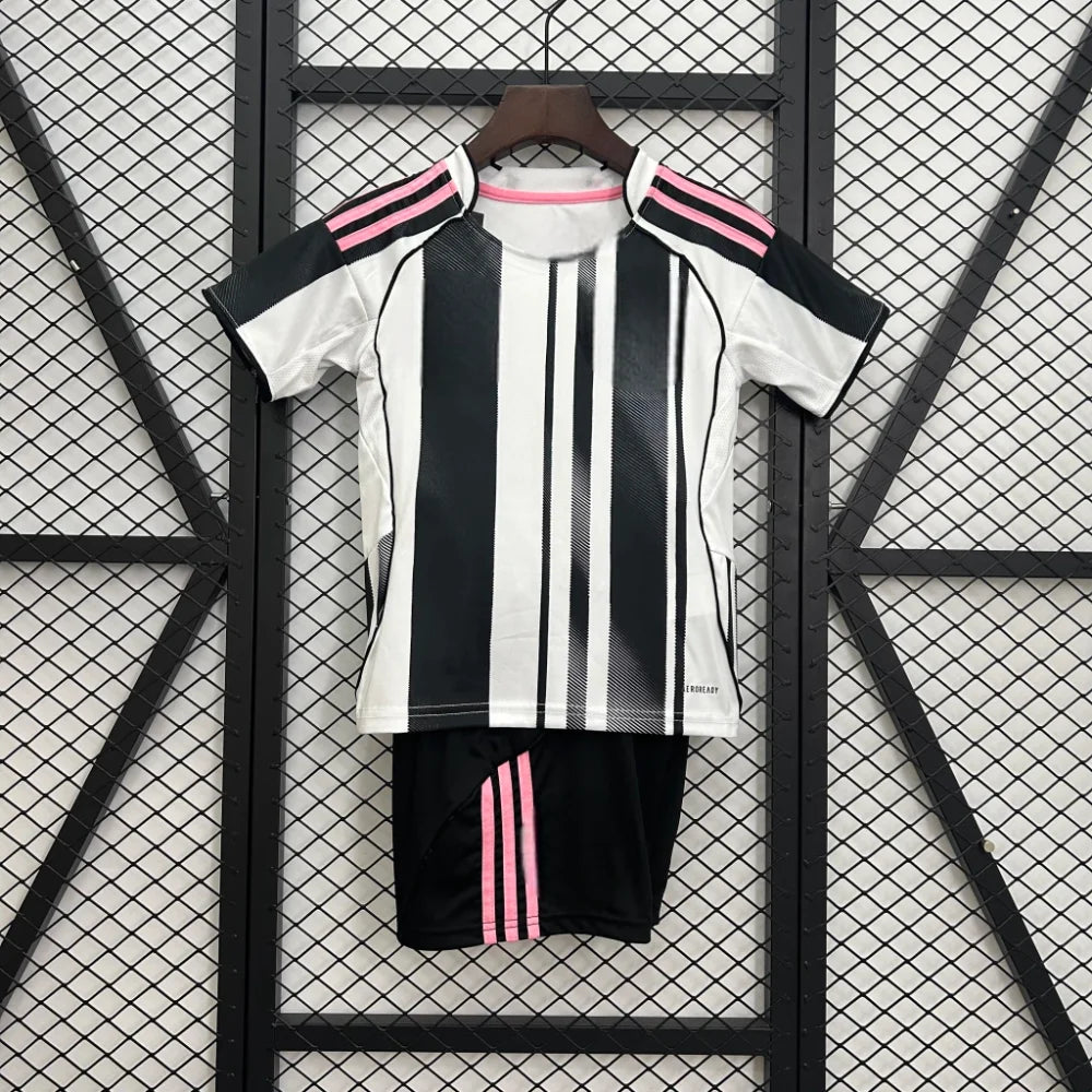 Equipación Juventus 25-26, Local, Niño