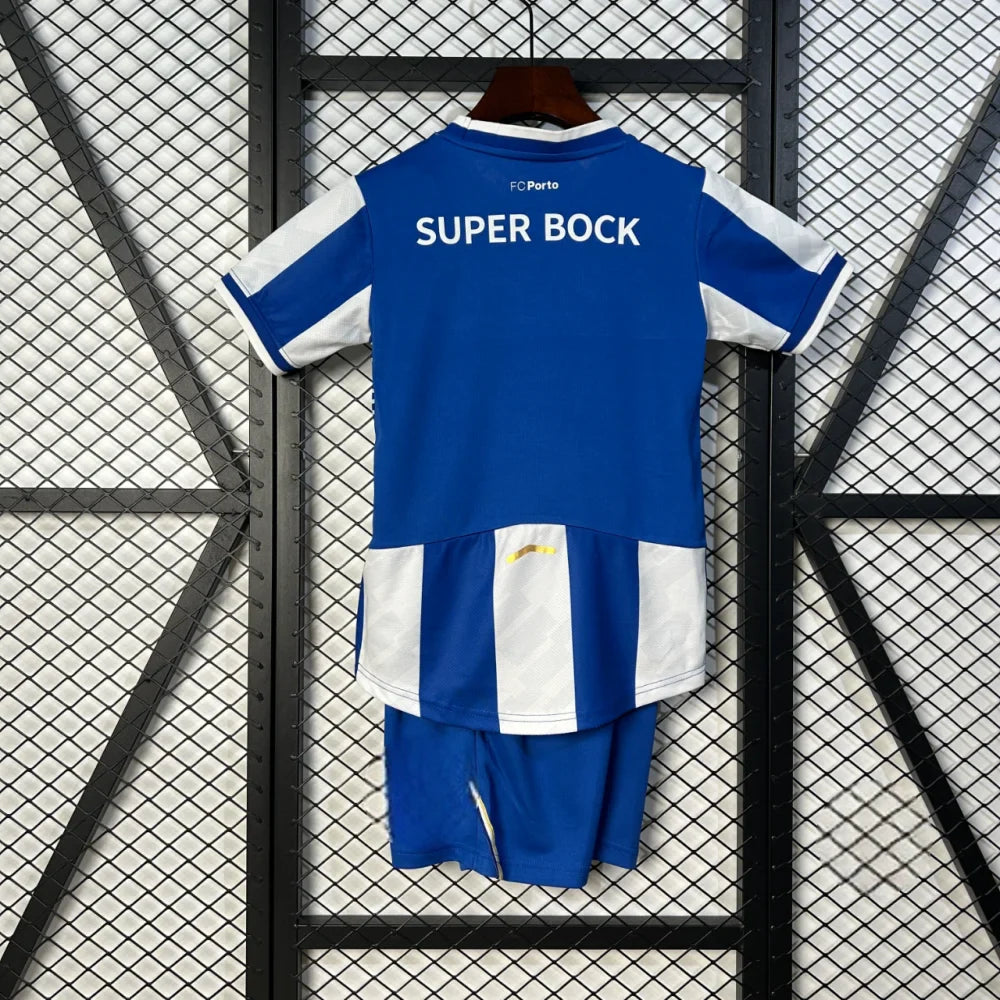 Equipación Porto 25-26, Local, Niño
