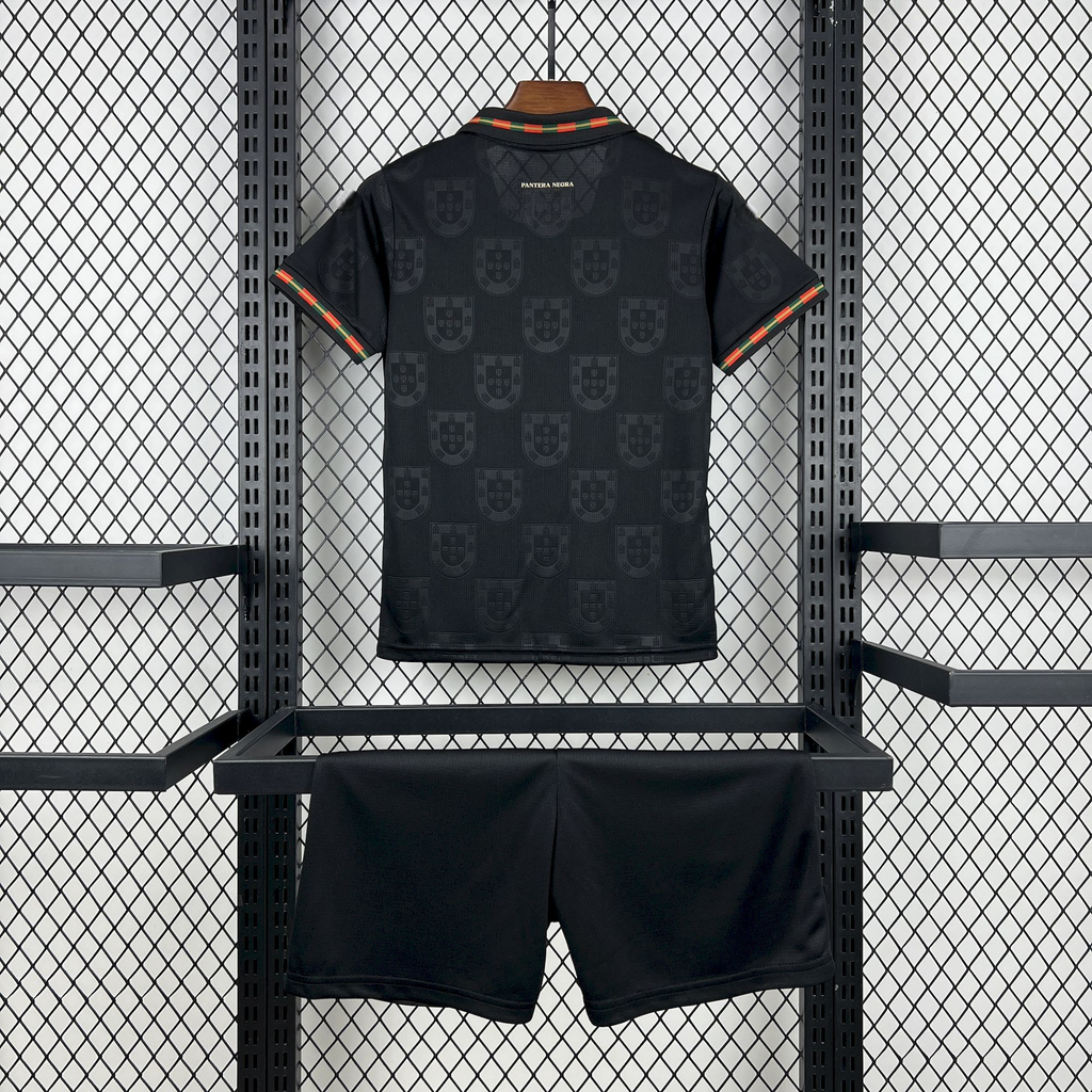 Equipación Portugal 25-26, Edición Especial, Niño, Pantera Negra
