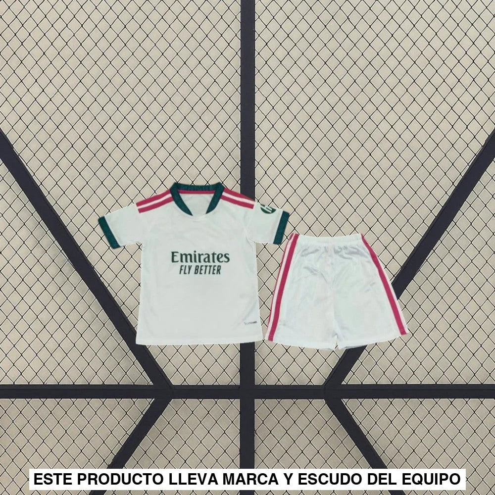 Equipación R.M. 26-27, Local, Niño
