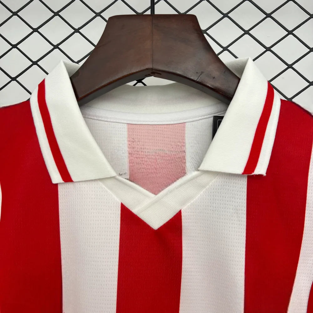 Equipación Sporting de Gijón 25-26, Local, Niño