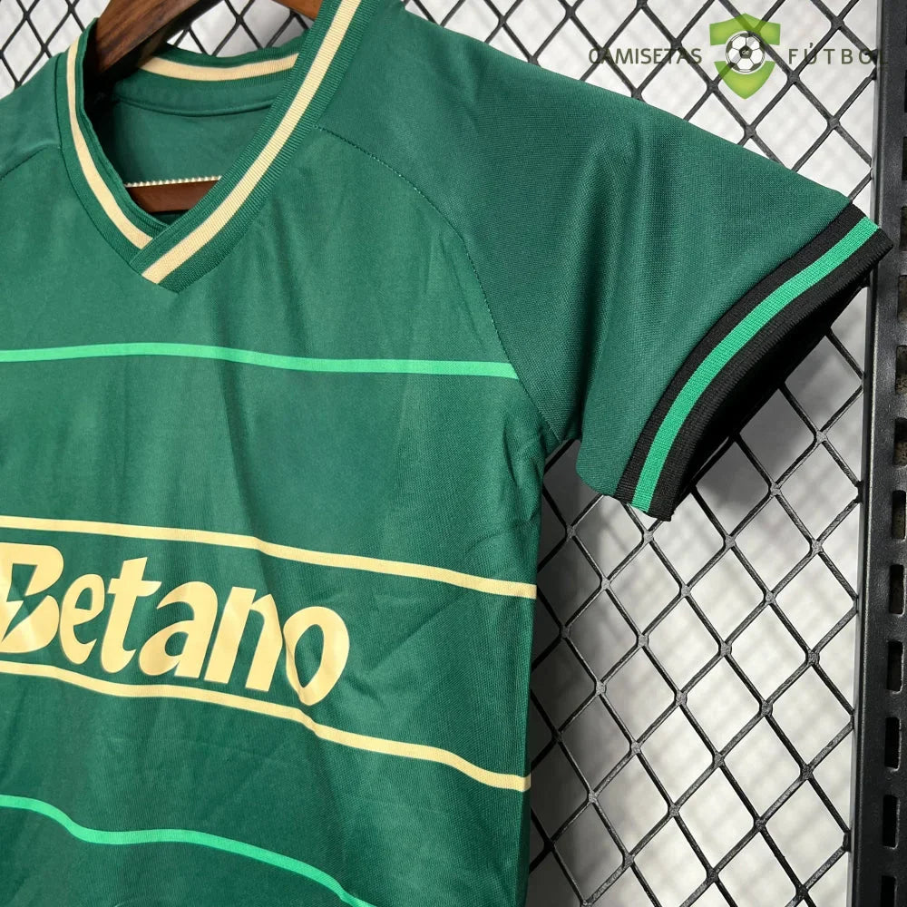 Equipación Sporting Portugal 24-25, Alternativa, Niño